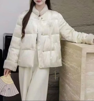 New Chinese-Style National Style Buttoned down Jacket for Women, Winter Thickened and Warm, Elegant and High-End Middle-Aged Mother's Coat