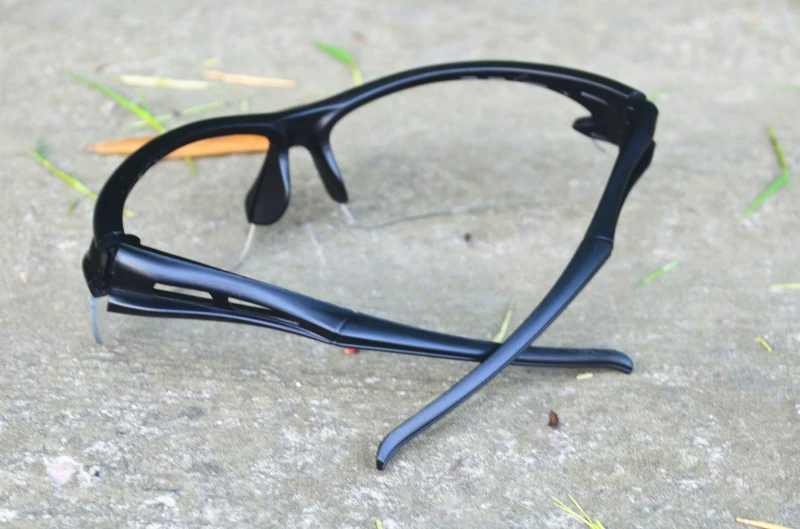 Kính râm đi xe đạp thí nghiệm kính bảo vệ chống bụi kính chắn gió chống giật kính