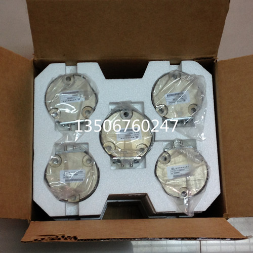 康明斯电子执行器3408324 vs. 伍德沃德调速器3408326：谁才是柴油机心脏的最佳守护者？