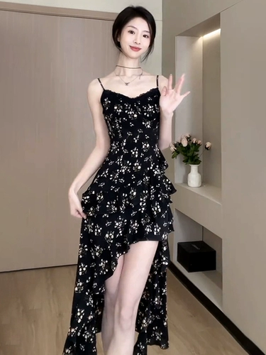Черное летнее платье, длинная юбка без рукавов, цветочный принт