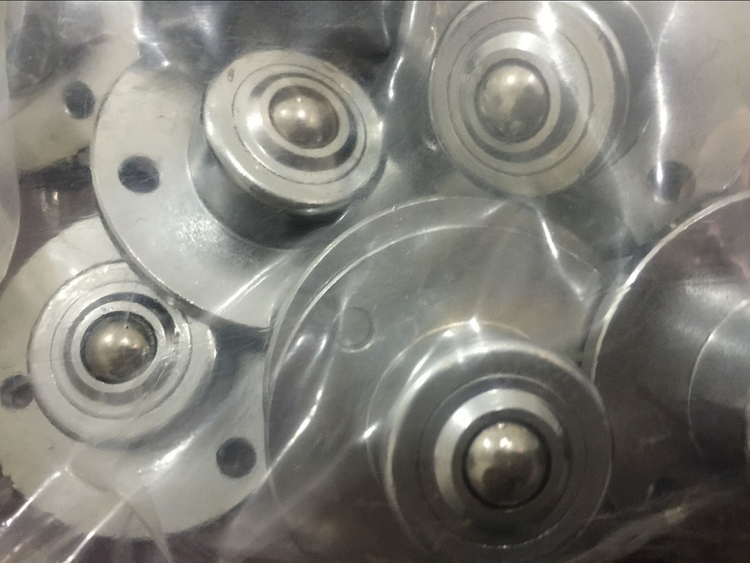 Manufacturer direct sales overall car making IS-10 IS-13 type universal ball bearing ball bearing 3-hole base thin edge