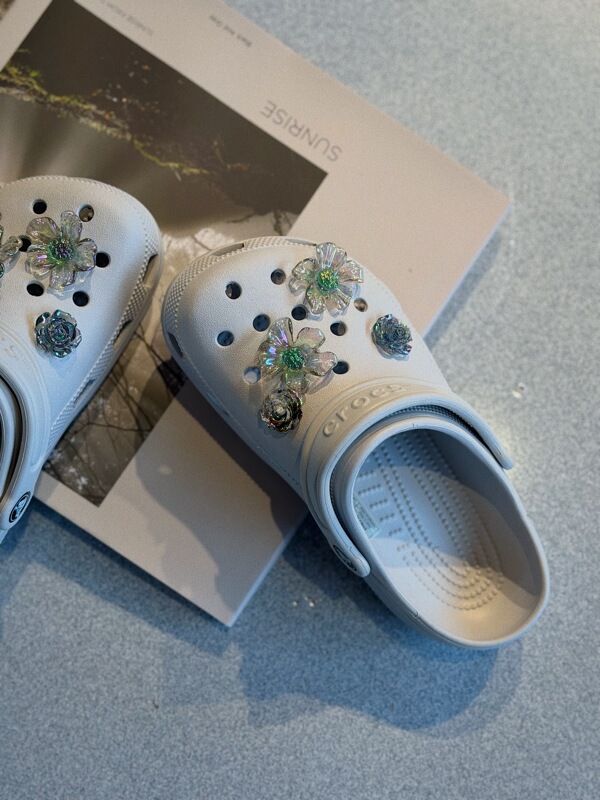 Deep Blue Crocs Shoe Charms and Accessories Suitable for Crocs, Floral Decorations