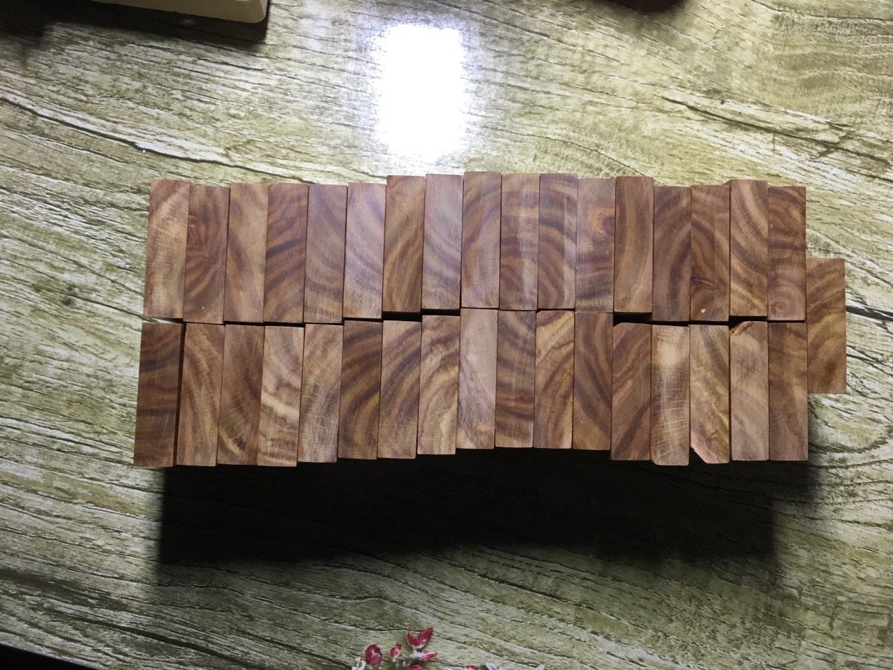 sandalwood wood price