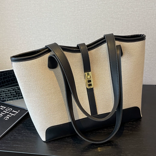 Вместительный и большой шоппер, сумка на одно плечо