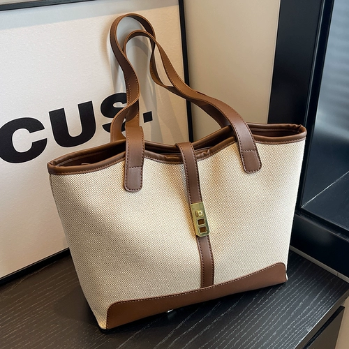 Вместительный и большой шоппер, сумка на одно плечо