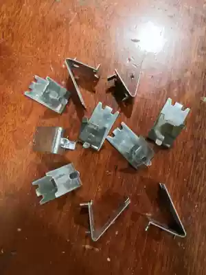 Freezer floor rack buckle buckle freezer support button beverage cabinet support buckle K-shaped layer rack buckle accessories