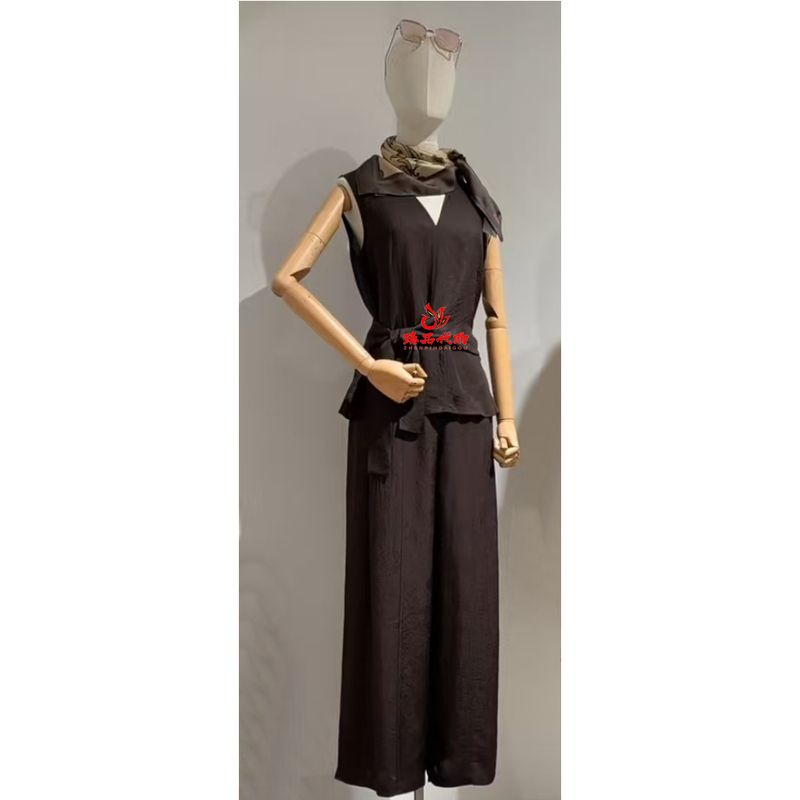 Ellassay/Goleisi 26 Spring/Summer Top Ewe372C038 2280 Pants Ewe372K026 2680