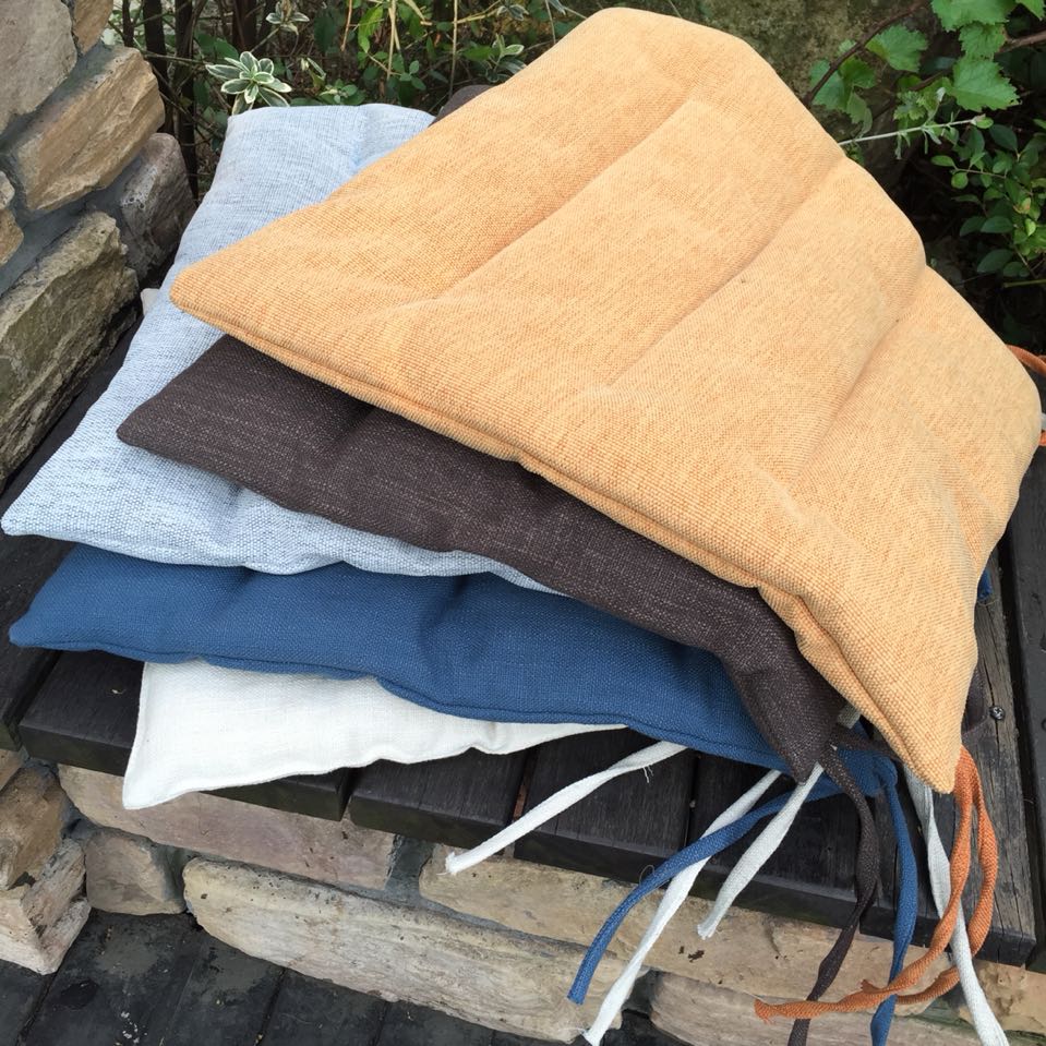Phần mỏng kiểu Nhật đơn giản màu đơn giản cotton và vải lanh ghế đệm Bốn mùa máy tính văn phòng đệm ghế ăn đệm chống trượt - Ghế đệm / đệm Sofa đệm bàn ghế gỗ