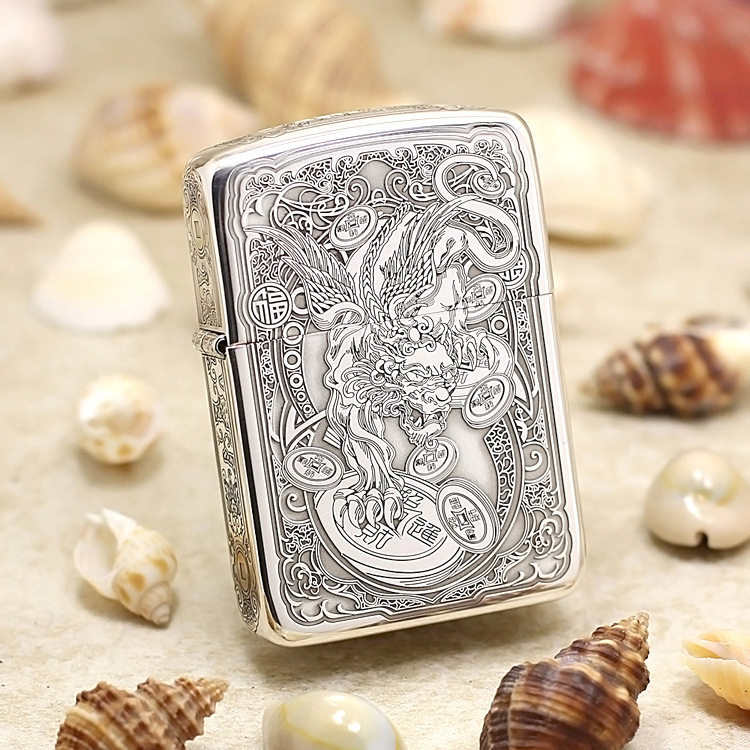 zippo lighter 1941 version 23 Number of pure silver five faces finely carved and made for a fortune and a treasure