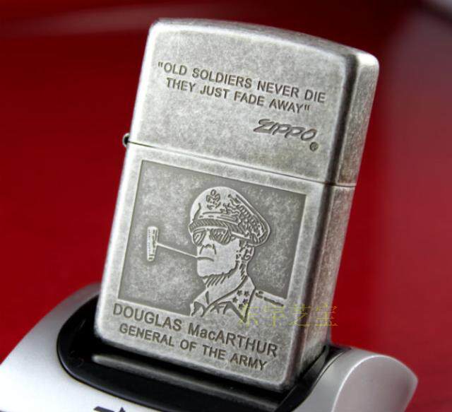 The original zippo Chippo kerosene wind lighter, ancient silver General MacArthur, a classic man to give gifts