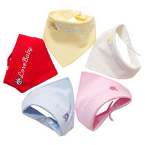 2024 combed cotton triangle towel for infants and young children cartoon English embroidered double-layer concealed button newborn baby saliva towel