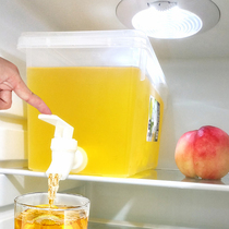 Refrigerator cold water bottle with faucet household plastic multifunctional cold water bottle juice lemonade large capacity cold water tank