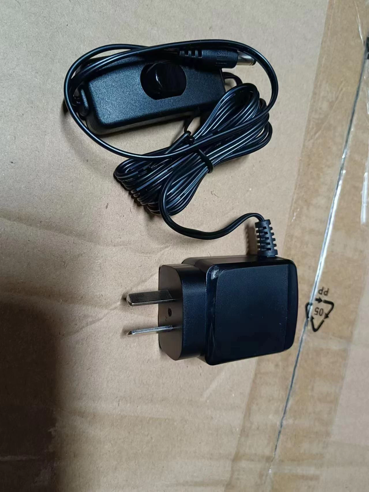 Подходящий кабель питания светодиодной настольной лампы с защитой зрения Philips 72007 12В 0,5А LED F05L6-120050SPAC