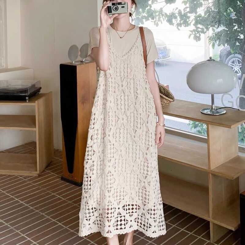Super Popular Light Luxury Bohemian Retro Crochet Hollow-Out Dress New Loose Layered Cover-Up Sweet Long Dress