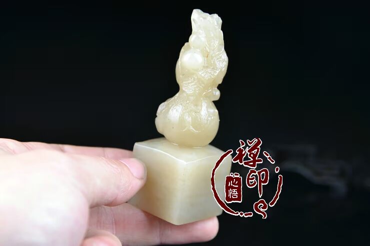 Tự nhiên Đan Đông Đông Lạnh Ngọc Fulu Bầu Con Dấu Tùy Chỉnh Tên Bức Tranh và Thư Pháp Bộ Sưu Tập Handmade Vàng Đá Khắc vòng hồ ly