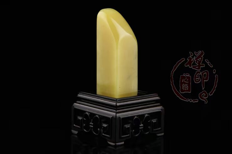 Ngọc tự nhiên đá vuông con dấu tùy chỉnh thư pháp tên bộ sưu tập cuốn sách giải trí chương món quà chương vàng đá khắc gói chữ vòng đá phong thủy