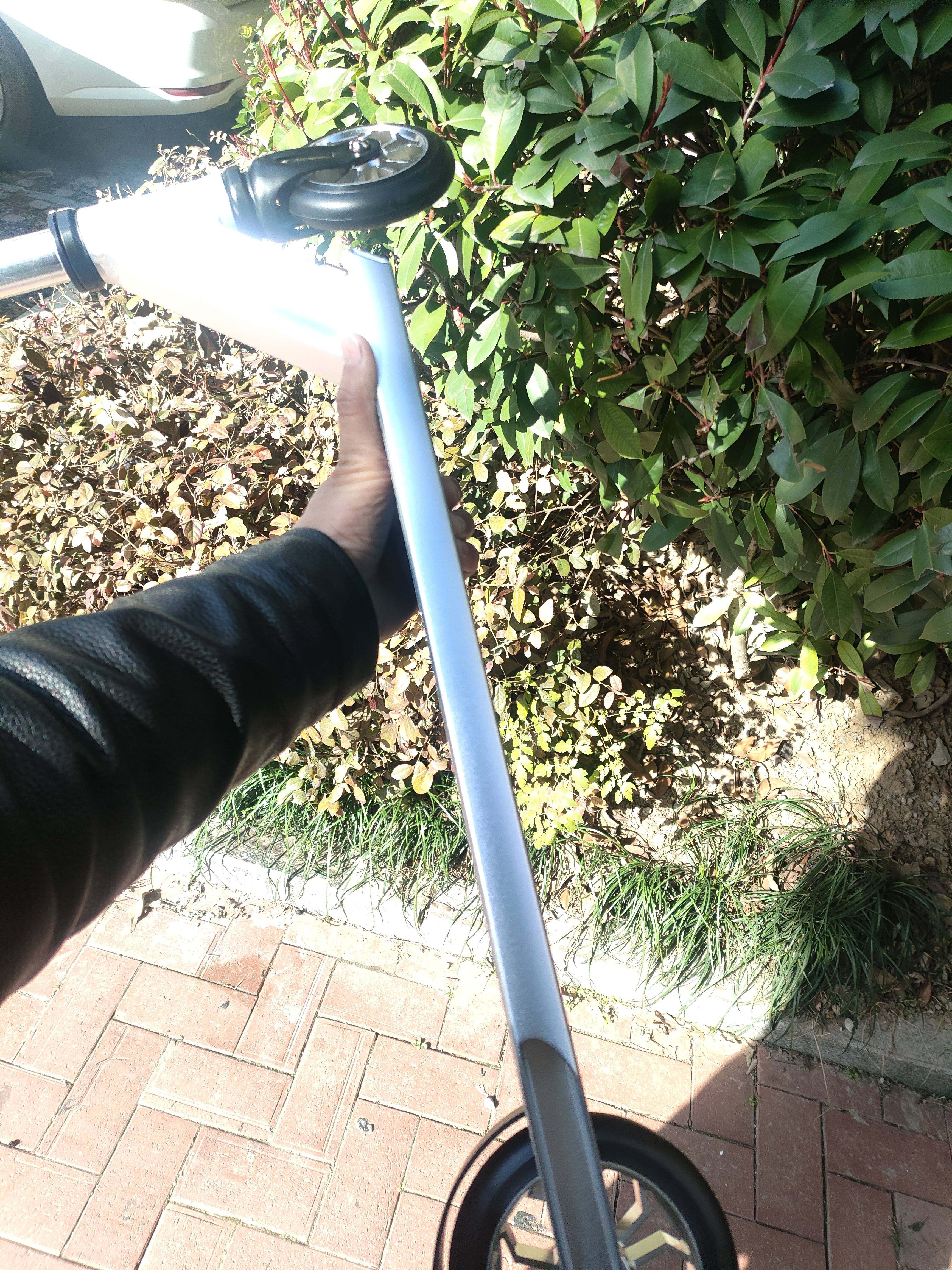 Самокат 特技滑板车专业极限运动人物街头青年学生成人两轮校园滑板车