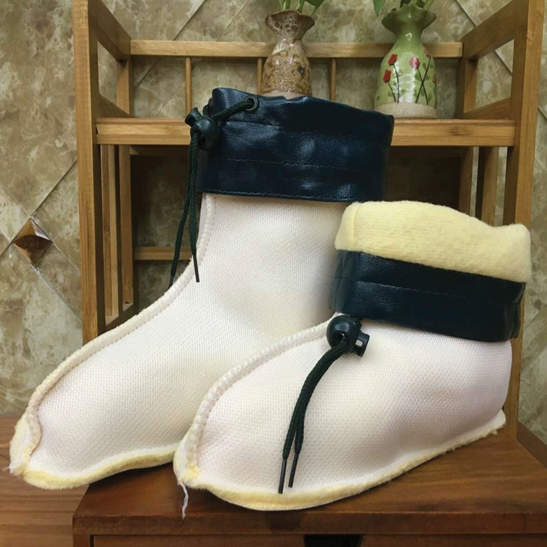 Kéo lại giày đi mưa của phụ nữ tay áo cashmere trong ống mưa giày ống nước ngắn giày có thể tháo rời cashmere mùa đông giày cao su đặt giày ấm