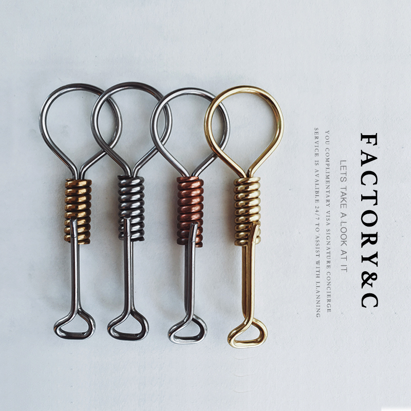 Japanese-Style Trendy Workwear Cow Keychain Threaded Vintage Stainless Steel Brass Creative Car Key Ring Pendant