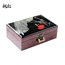 Yao Red jewelry New 21 double layer gold leaf lotus Wood hand push light lacquer jewelry storage box retro dressing