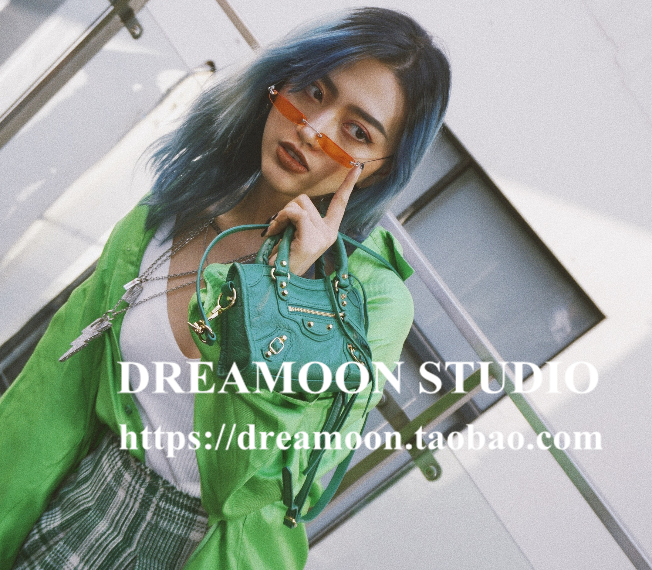 Châu Âu và Hoa Kỳ phong cách retro retro không có kính râm nữ phiên bản Hàn Quốc của hộp hip hop hẹp in 蹦 siêu kính râm kính mát nam