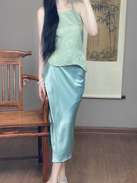 New Chinese style improved bellyband silk halterneck camisole national style slim fit inner wear outer wear temperament top suit summer