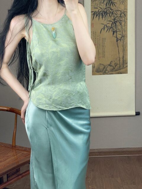 New Chinese style improved bellyband silk halterneck camisole national style slim fit inner wear outer wear temperament top suit summer