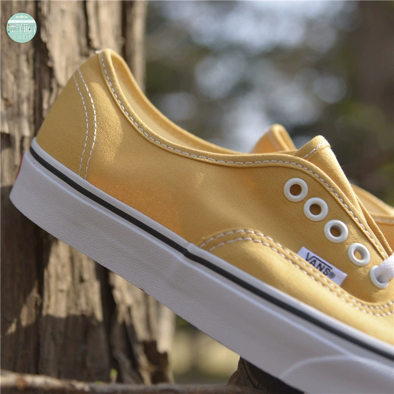 Vans Authentic giày vải thấp màu vàng mới Giày nam và nữ Giày thông thường VN0A38EMQA0 - Plimsolls giày thể thao lining