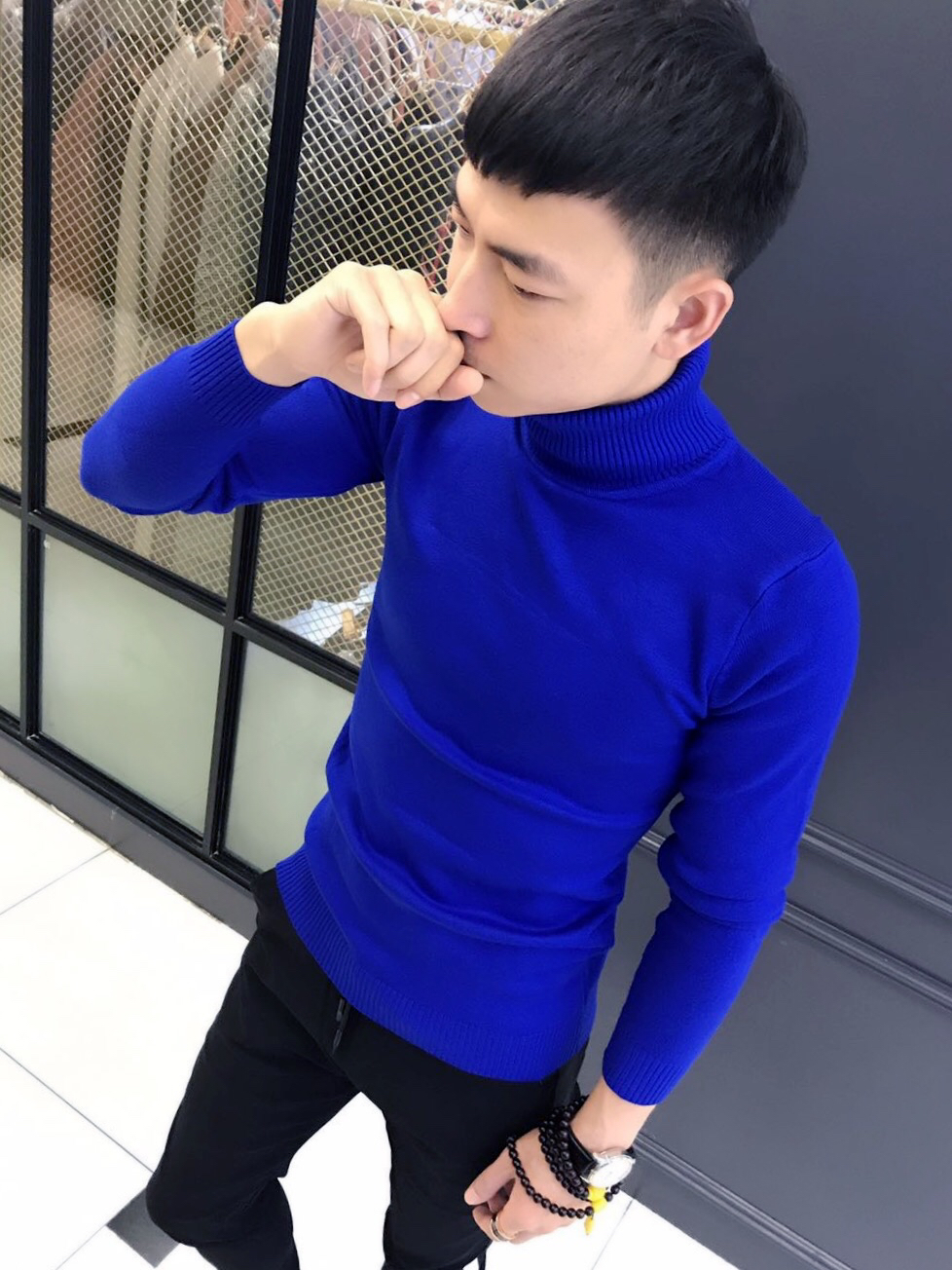 Chàng trai mùa đông tinh thần áo len dài tay Hàn Quốc Slim màu áo sơ mi xã hội thanh niên cao ve áo thủy triều áo khoác len nam