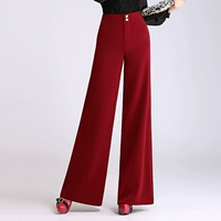 Красные тонкие штаны