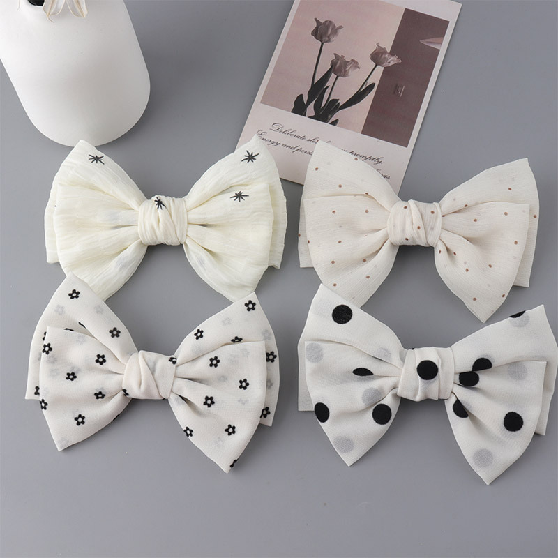 Simple and Elegant Bow Hair Clip for Women, Fabric Polka Dot Flower Top Clip, Sweet and Cute Hair Accessory, Duckbill Clip Hair Ornament Simple and Elegant Bow Hair Clip for Women, Fabric Polka Dot Flower Top Clip, Sweet and Cute Hair Accessory, Duckbill Clip Hair Ornament