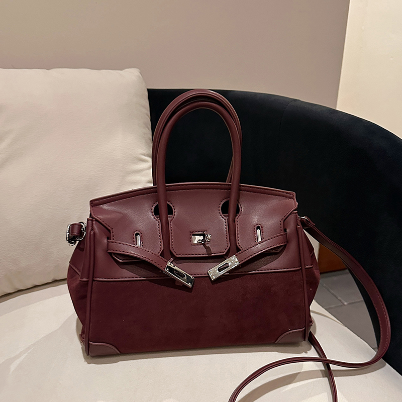 Autumn and Winter High-End Bags for Women 2025 New Casual Versatile Commuter Crossbody Bag Retro Handbag Platinum Kelly Bag