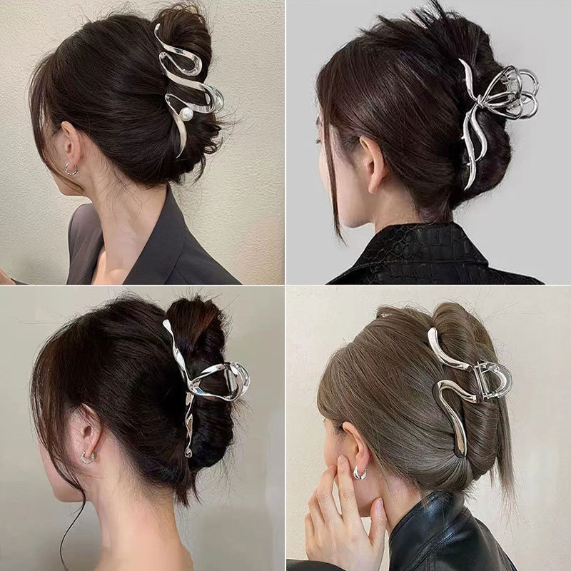 Metal Claw Hair Clip for Women, Large Size, Suitable for Thick Hair, New High-End Shark Clip Metal Claw Hair Clip for Women, Large Size, Suitable for Thick Hair, New High-End Shark Clip