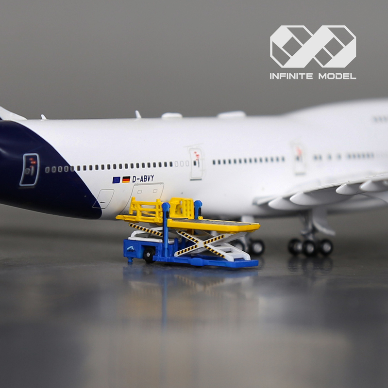 1:400 Hong Kong Champ70 Cargo Lift Truck Model Airport Ground Handling Infinite Model Art