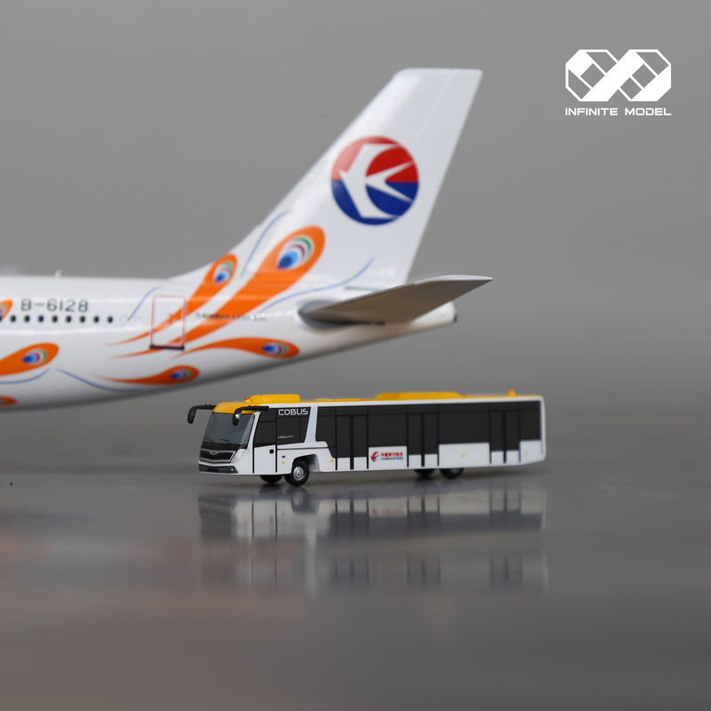 1:200 Cobus3000 Airport Ground Handling Model Shuttle Bus, Various Models Such as National Taiwan, Southeast Airlines, Taoyuan, Eva, Etc., Infinite Model Art