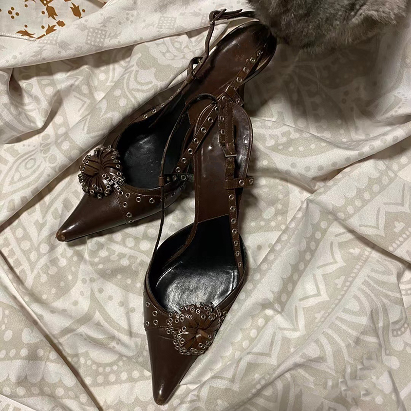 No. 9 Shoe Shop! Super Stylish Vintage Studded Closed-Toe High-Heeled Sandals, Pointed-Toe Shallow Pumps, Thin-Heeled High Heels