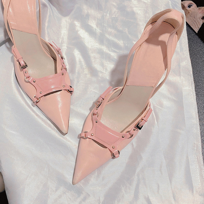Treasure hyperlink~~Pink girl heart This is too good-looking. Medieval pointed high-heeled shoes