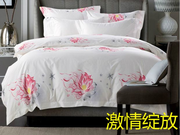 Khách sạn In Bộ đồ giường khách sạn Vỏ gối màu trắng Bông vải cotton Tình yêu đầu tiên gối cao su