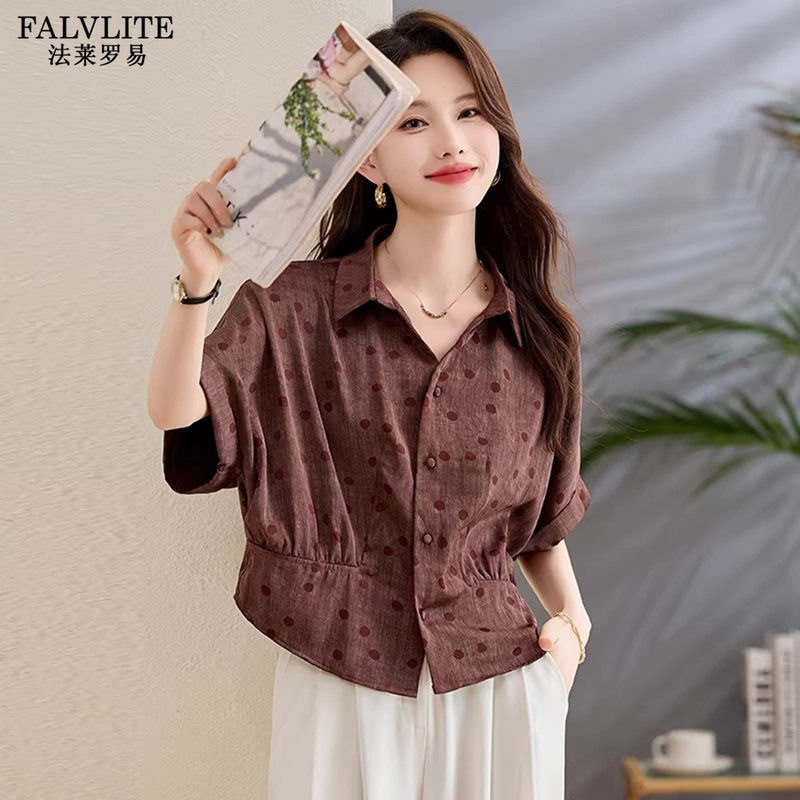 【Italian Style】Summer Fashionable Short-Sleeve Top, Slimming, Age-Reducing, Versatile Casual Wear, Polka Dot Shirt for Women