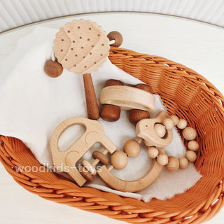 Woodkids婴儿手摇铃益智玩具可啃咬木质拨浪鼓满月抓周道具抓握