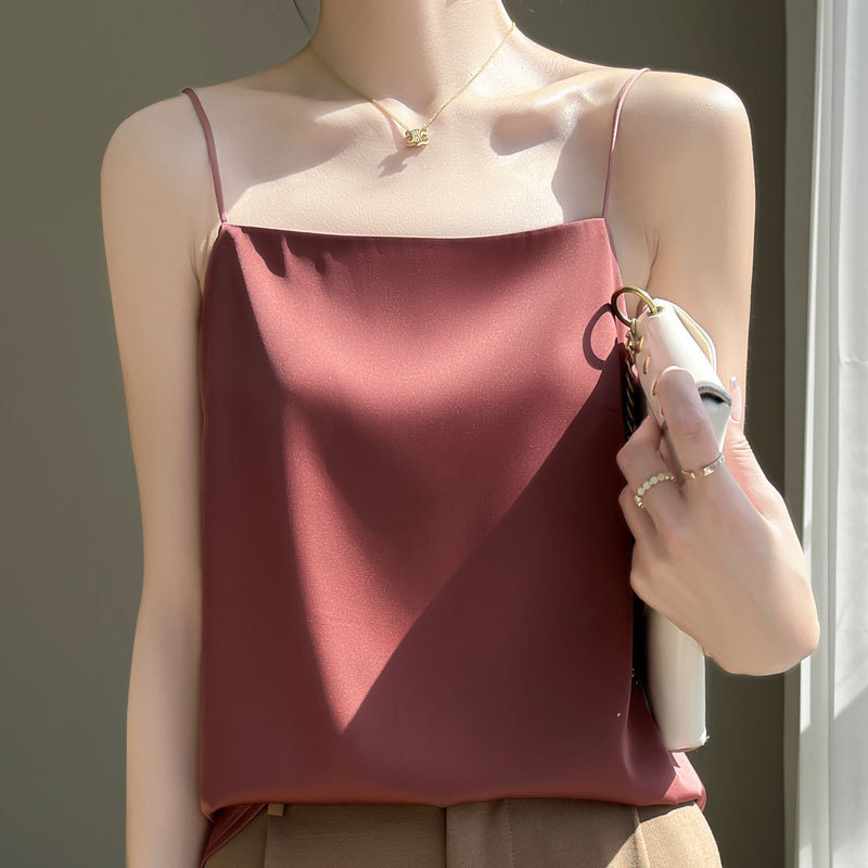 Silk Camisole for Women, Made of Mulberry Silk, Suitable for Wearing Outside, with a Square Neckline, New Summer Style, Can Be Worn as an Inner Layer, Acetate Satin
