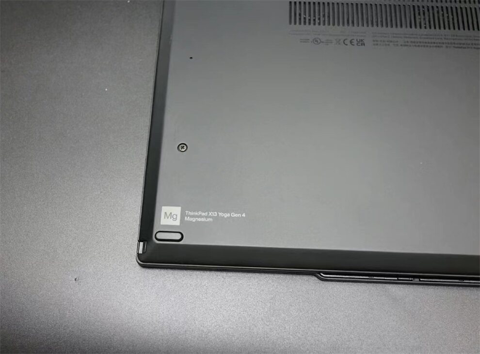 Подержанные ноутбуки 联想thinkpad x13 yoga g4翻转折叠笔触轻薄笔记本2023