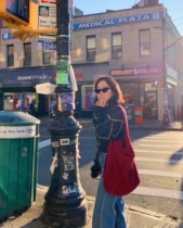 (No 15 shelves Little Home)Berry rose red core velvet large capacity shoulder messenger bag practical