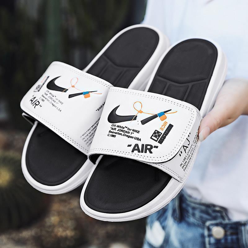 Net Red Male Slippers Ultra Fire Basketball Training Magic Sticker Tide Room Outside Casual Beach Sandals Sandals Shoes Women Outwear