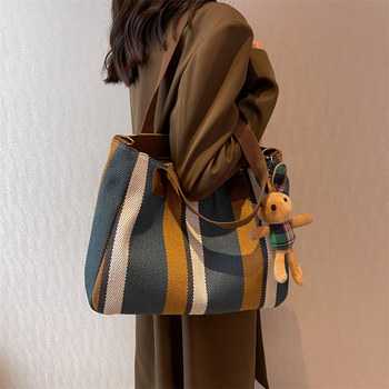 Bag women's large capacity is popular this year 2022 new fashion all-match trendy one-shoulder canvas class commuting tote bag