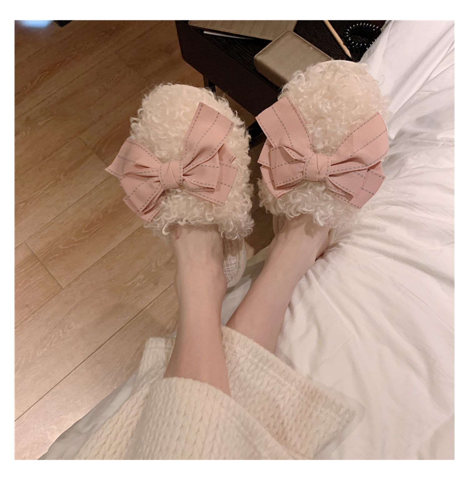 Women's Fashion Butterfly Round Toe Cotton Slippers display picture 5