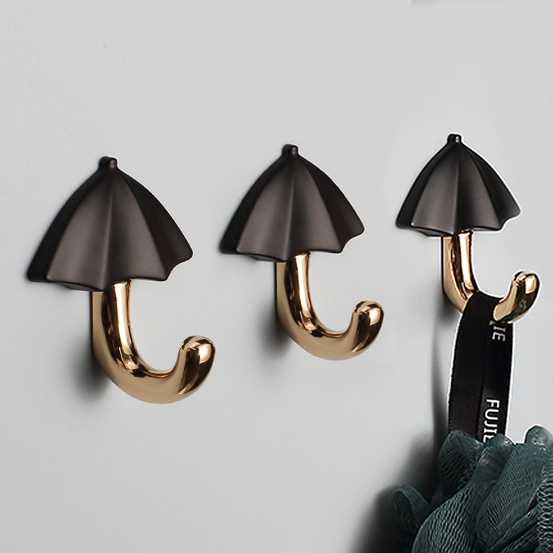 Creative hanging hook modern simple entrance door back wardrobe clothes hook coat hat hook light luxury wall hanging free punching single hook