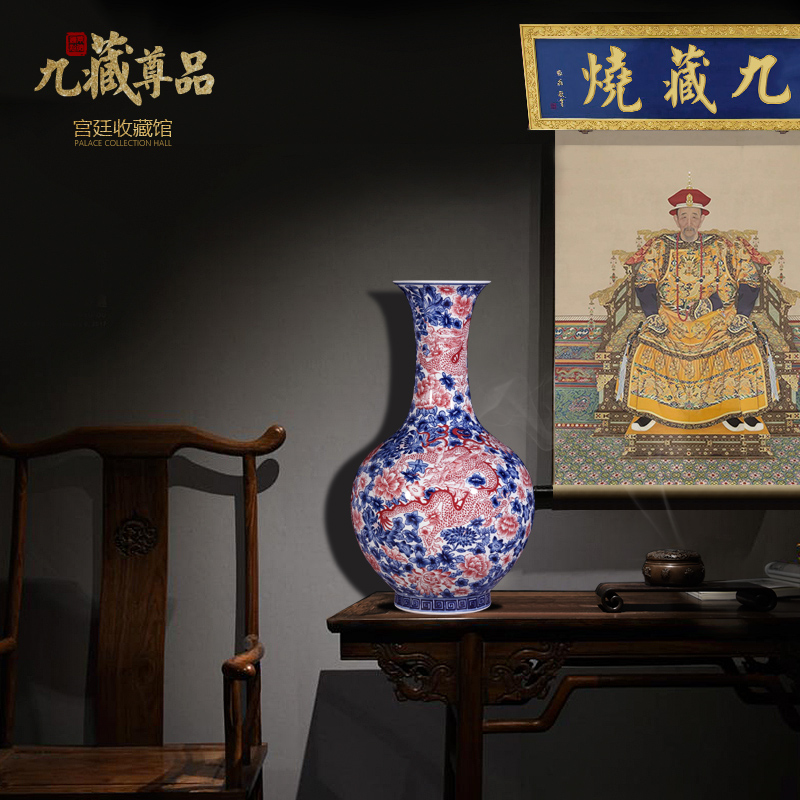 Jingdezhen ceramics hand - made vases, antique collection blue - and - white youligong flower arranging Chinese sitting room adornment is placed