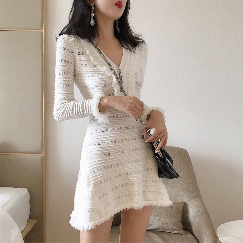 South Korean small Xiangfeng Wind dress 2022 New summer small sub-temperament collection waist display slim Herbenwind hollowed-out skirt