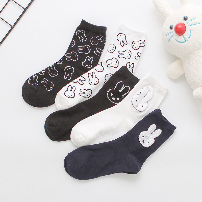 Japanese New Product Cartoon Rabbit Black and White Series Women's Mid-Calf Socks Street Sports Casual Pure Cotton Sweat-Absorbent Women's Socks